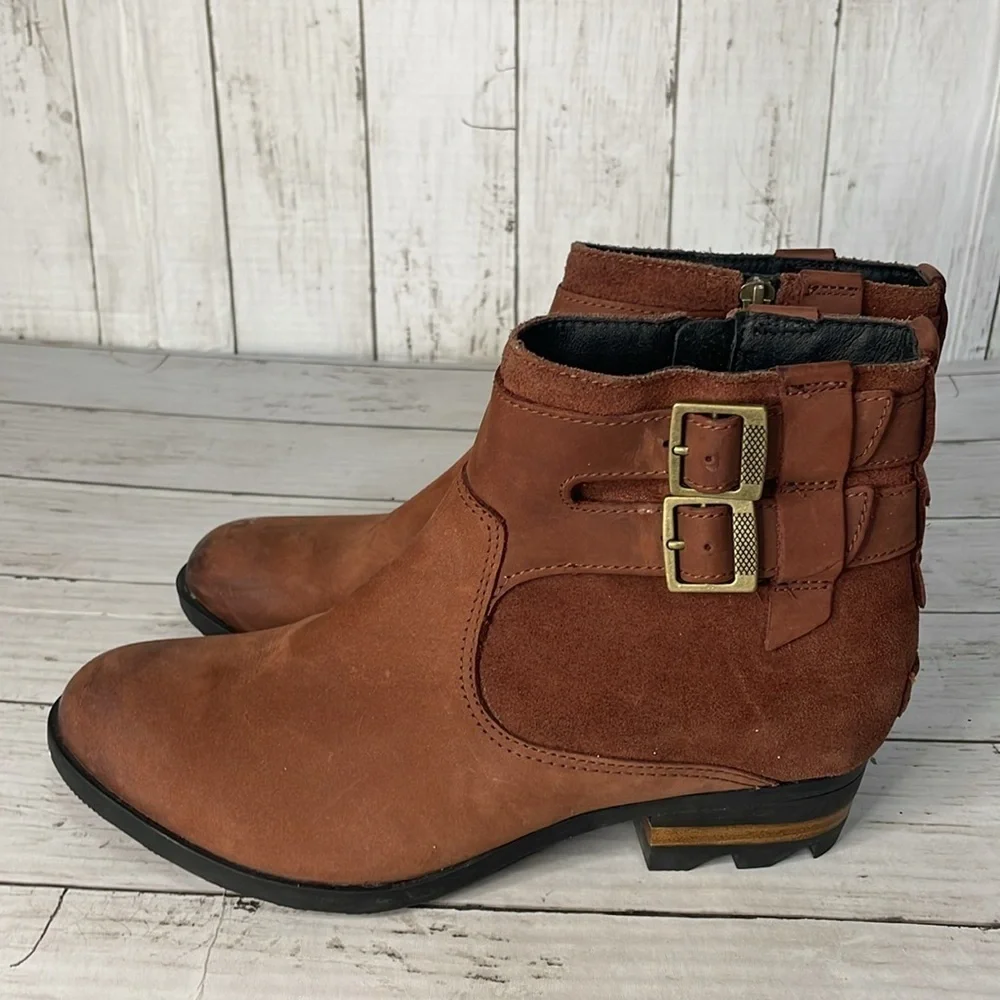 Sorel Lolla™ Waterproof Whiskey Leather Ankle Boot
